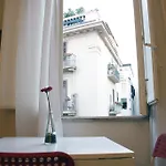 Affittacamere Castelnuovo #politeama *
