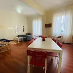 Affittacamere Castelnuovo #politeama