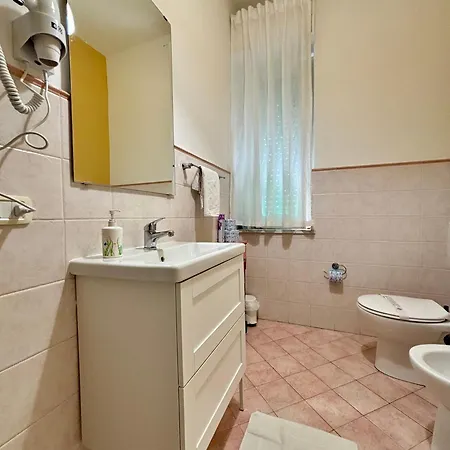 Castelnuovo #politeama Casa de hóspedes *