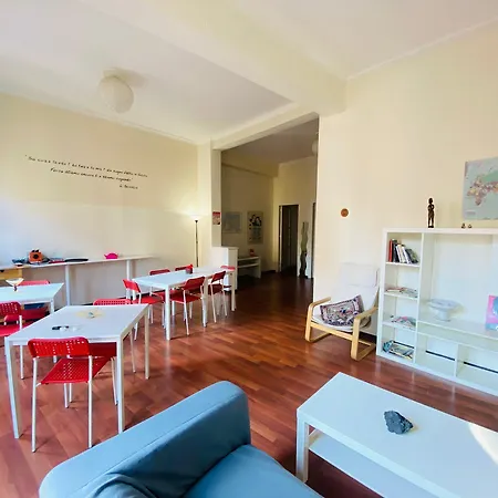 Castelnuovo #politeama Casa de hóspedes