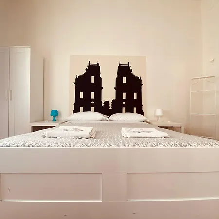 Casa de hóspedes Castelnuovo #politeama *