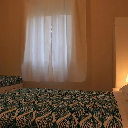 Castelnuovo #politeama Casa de hóspedes Palermo